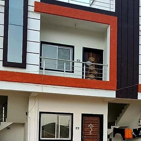 Unity Homestay Garudeshwar Luaran gambar